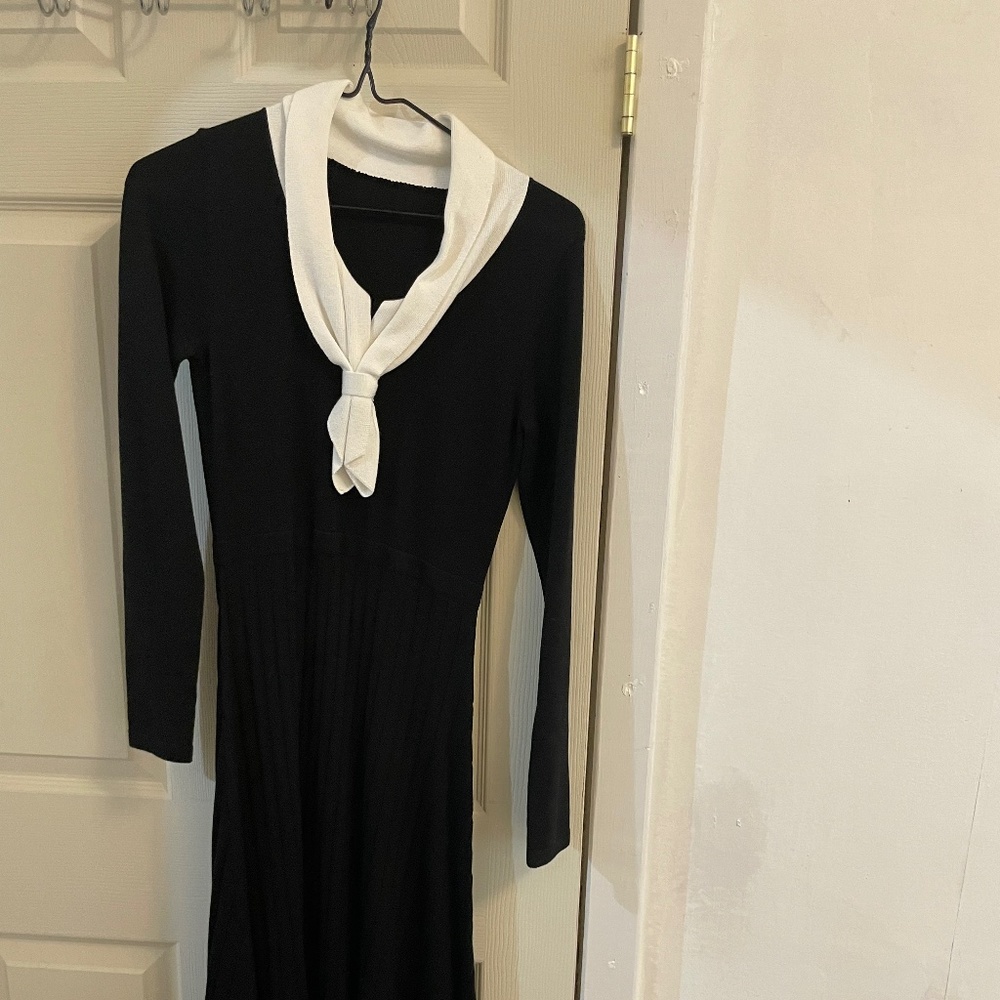 Jovie Contrast Sailor Collar Black Midi Knitted Dress